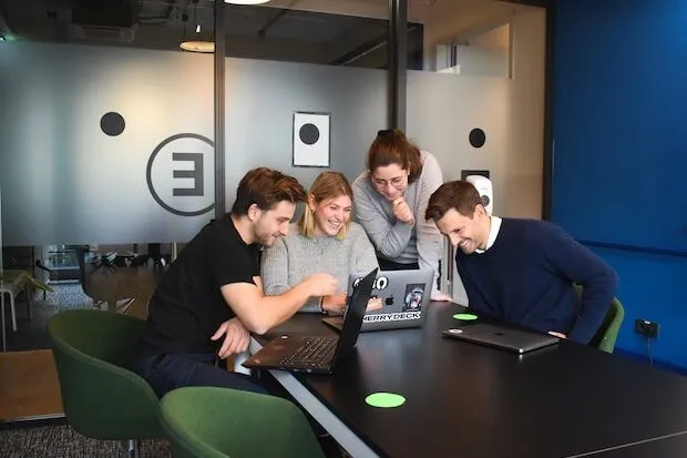 cherrydeck-rMILC1PIwM0-unsplash