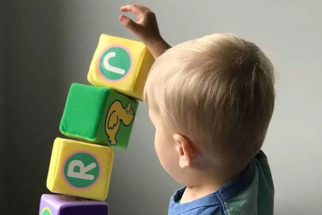 ryan-fields-Xz7MMD5tZwA-unsplash